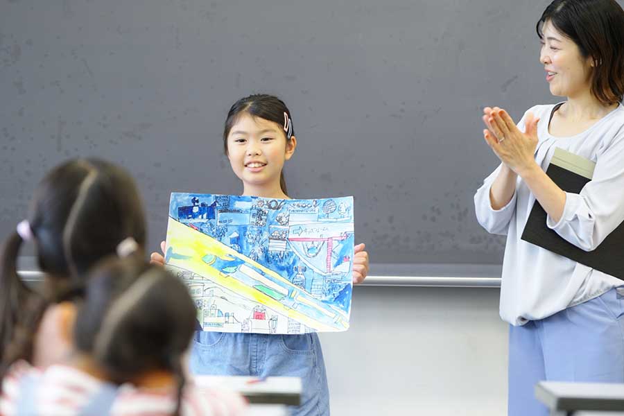 「1位から最下位まで名前を呼ぶ」 　シビアすぎる競争に日本人ママが絶句　ハワイの小学校で受けたカルチャーショックとは (主婦ﾗｲﾀｰ)