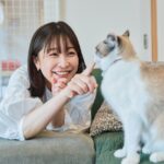 小野真弓、犬猫10匹との暮らしと地域猫活動。「動物のために何かしたくて」