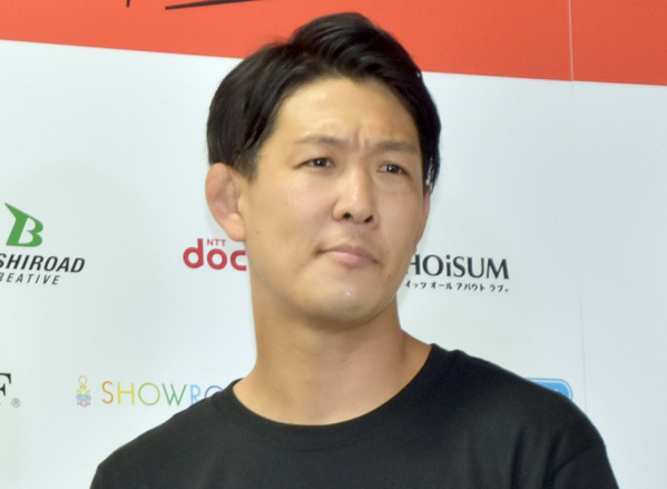 【芸能】ネルソンズ青山『水ダウ』プロポーズ成功で結婚　出会いから13年…感動的な展開に