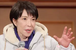 「握手写真」でリウマチを揶揄し最下位落選したれいわ八幡愛氏、高市首相と2ショ投稿で再炎上