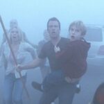 再映画化されるトラウマホラー『ミスト』、2007年の映画版とは異なる方向性に「ダラボン版の焼き直しにはならない」