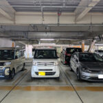 【自動車】ドアの凹みで心も凹む！　恐怖の「ドアパンチ」を防ぐ駐車方法と被害リスク軽減策