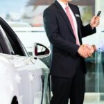 「超富裕層」と「富裕層」の差とは何か？ “愛車”を見れば一発で分かる決定的な違い…富裕層は 「消費」前提、超富裕層は「投資」