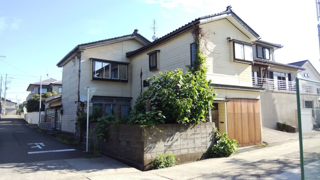 男性看護師（28）、勤務する病院で寝たきり女性患者を犯し続けて懲役7年判決（求刑懲役8年）