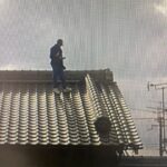 屋根の上での追跡劇、民家に侵入しようとした男　屋根伝いに逃走の末に現行犯逮捕