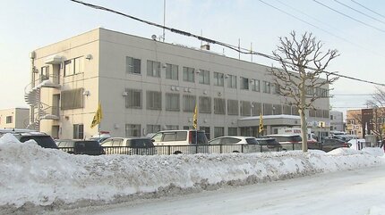 妻がバリカンで自分の後頭部付近を刈り上げる…強要した疑いで40歳男を逮捕　北海道