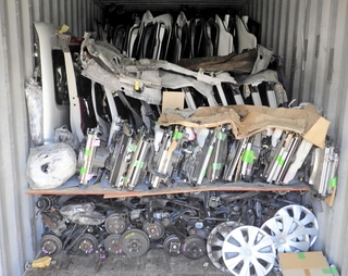 【兵庫】自動車盗繰り返した容疑、スリランカ国籍の宝塚の41歳の男逮捕　「人気の車種解体し輸出」