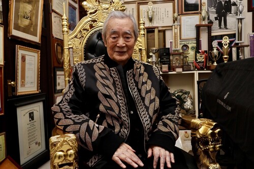 供託金没収総額計5000万円超 選挙に挑むこと17回 100歳で都知事選挑戦 2005年にイグ・ノーベル賞を受賞、ドクター・中松が97歳選挙を憂う