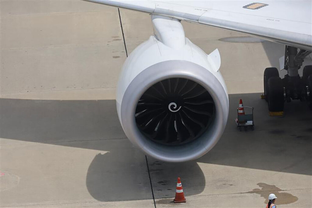 昭和57年「2月8日、9日」立て続けに起きた“惨事”…「ホテル・ニュージャパン火災」対応に追われる警視庁を震撼させた“羽田沖で航空機墜落”の一報