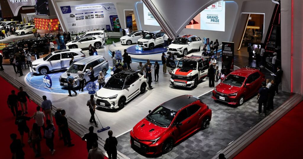 揺らぐ日本車の牙城、東南ア販売6年で2割減　中国・現地新興EV台頭