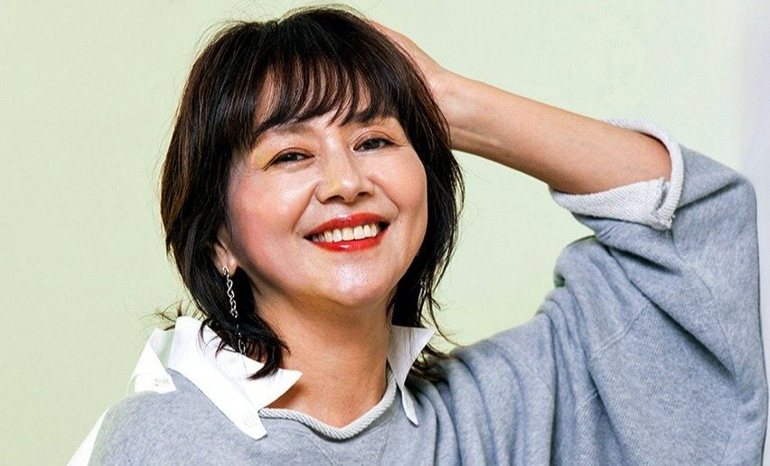 「小泉今日子」60歳に…「好きな曲」TOP5　第5位に「なんてったってアイドル」、1位は「強烈に胸に刺さる」　読者アンケート企画・AERA