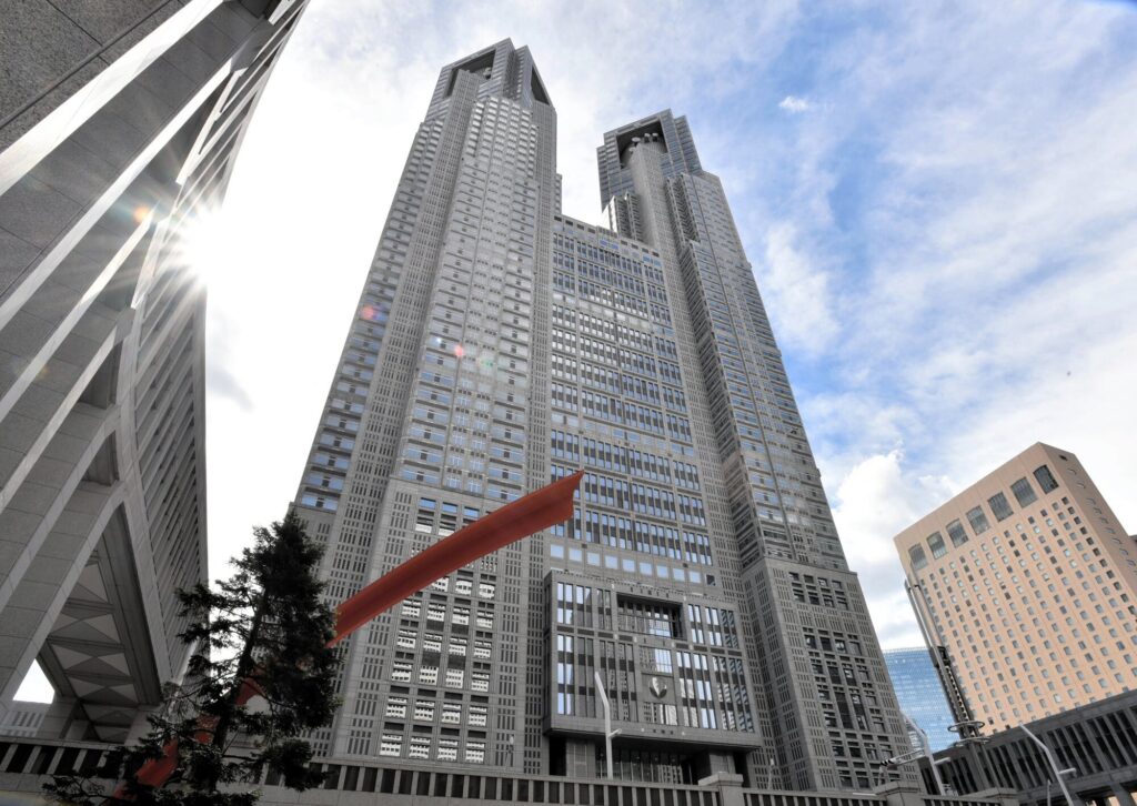 知的障害の男性が列車にはねられ死亡　職員が見守り怠り、施設を処分 [東京都]