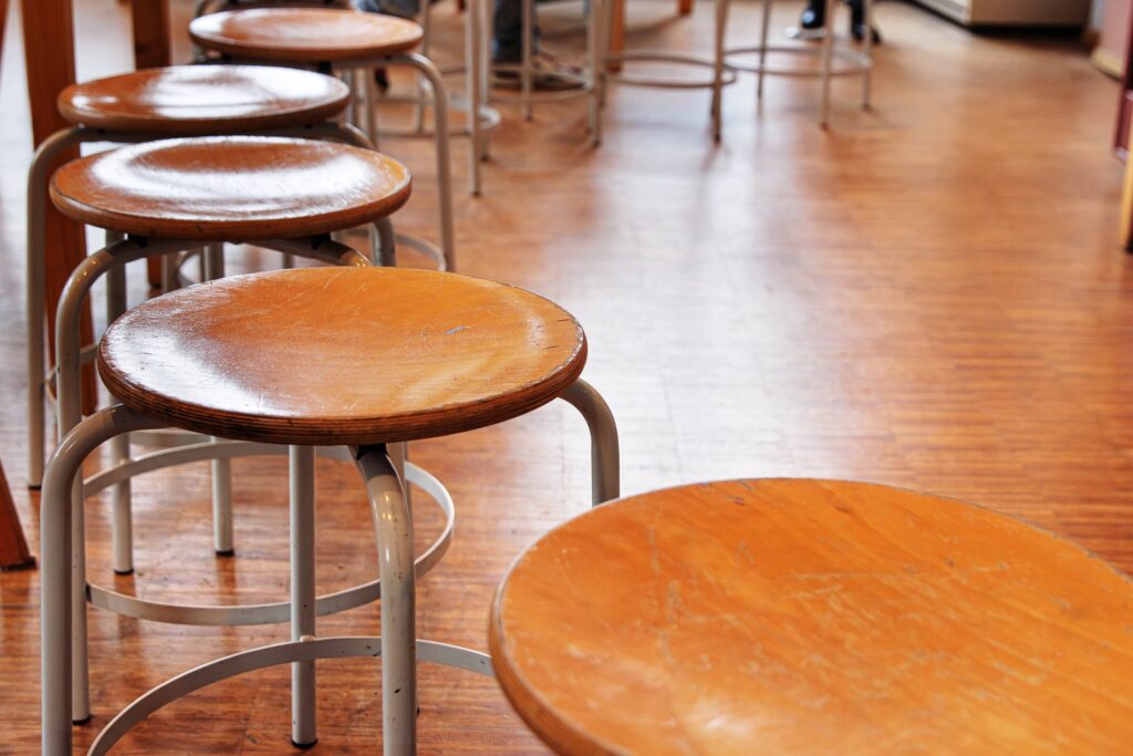 【教育】小中学校の懇談会、参加者が減っているのはなぜ？「うまく話せない」「参加する意味がない」…保護者に広がるモヤモヤ