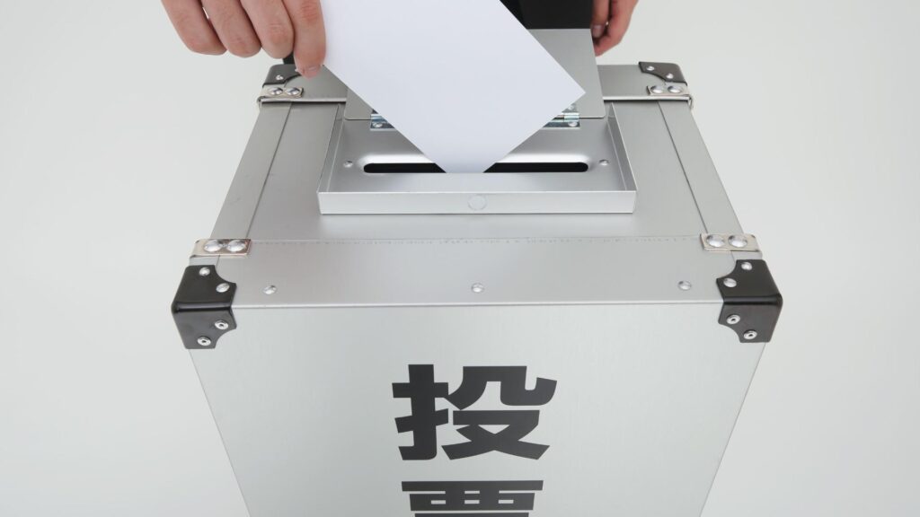 【衆院選】期日前投票所が「混んでいるのに投票率が低い」のはなぜか？背景にある投票事務の“負担増”