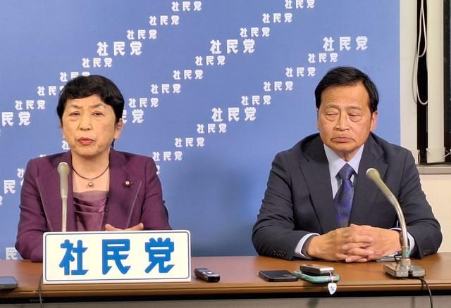 【戦争へ、高市政権の暴走を危惧】社民党・福島党首「第２次世界大戦中も『きっぱり、はっきり、威勢がいい』という方にみんなが拍手を送っていたのと似ている。それは危ないと思います」