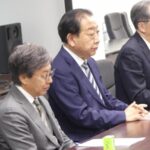 【悲報】中道・安住淳さん「どうすりゃいいんだ…」役員会で終始うつむき加減で無言