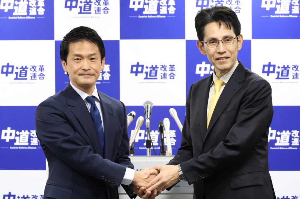 中道代表選告示　階氏「中道の旗高く」、小川氏「国民生活立て直す」