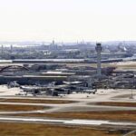 スーツケース２個にケタミン４８キロ、手が震えている男を東京税関職員が不審に思う