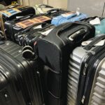 旅行客が置き捨て？　スーツケース放置に空港や宿泊施設は困惑
