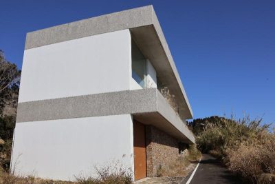 【宮崎】日南市の国定公園内に新築別荘　宮崎県「違法」撤去命令