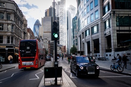 高市政権の「責任ある積極財政」見極めへ 政治安定で投資魅力向上―ロンドン市場