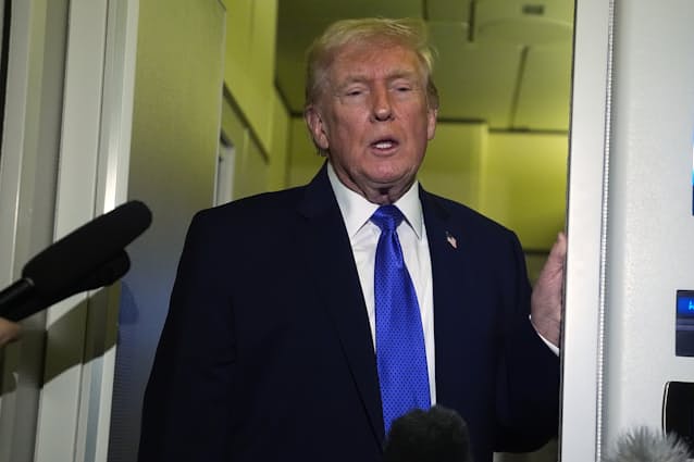 トランプ氏、台湾武器売却「近く決断」　中国は慎重対応要請