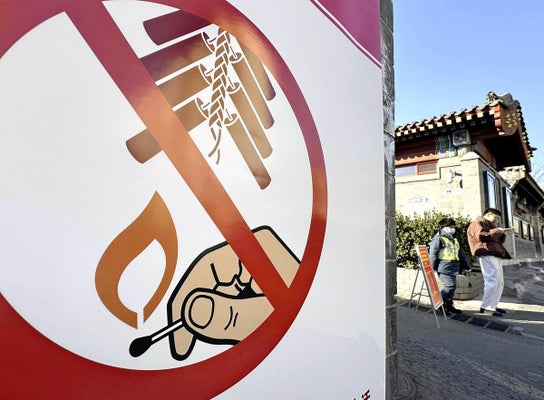 春節に欠かせない花火や爆竹、連休初日に８人死亡事故「マンホールには絶対投げ入れないで」