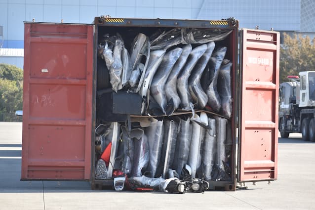 【港のコンテナに盗難ランクル】「ヤード」で解体→不正輸出が横行か