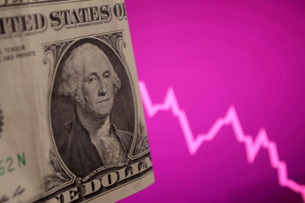 毎日新聞 「自民党圧勝で、通貨と株と国債がそろって急落する「トリプル安」がくる！」