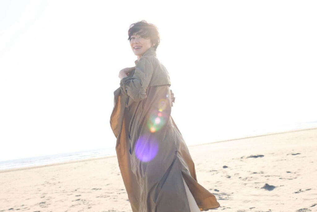 【音楽】今井美樹　布袋寅泰との「夫婦秘話」連発で“元親友”に集まる同情…“略奪婚”騒動思い出す視聴者も