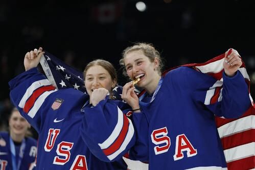 【ミラノ五輪】アイスホッケー金メダルのアメリカ女子代表、トランプ大統領の招待を一蹴「参加することできない」