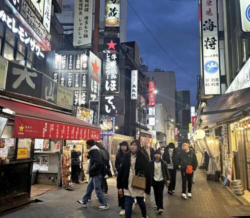 日本フードサービス協会、高市政権の「食料品の消費税ゼロ」に反対表明、「飲食店経営に重大影響、レジ改修に数千万円」