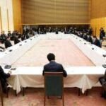 消費税率、柔軟変更を提起　首相、食品ゼロへ早期法案－国民会議