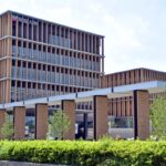 常葉大の浜川栄教授が首相を「高鬱と呼ぼう」　大学側「誹謗中傷投稿を確認、厳正に対処」