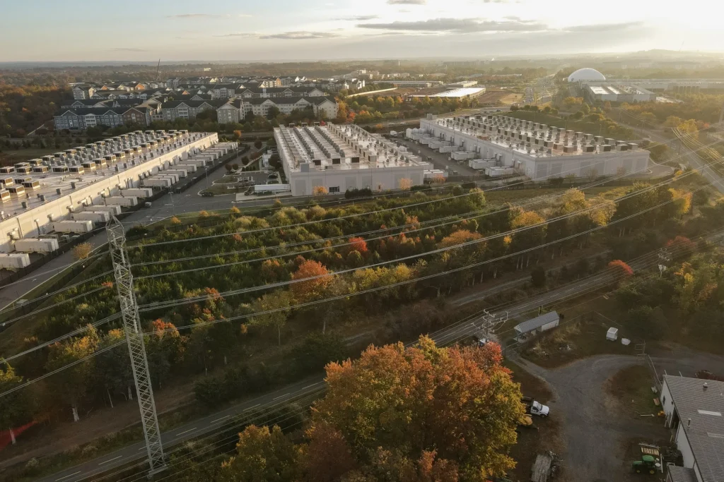 アマゾン、AIに31兆円(2000億ドル)投資を発表し株価10％急落