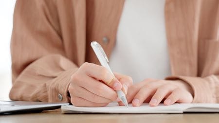 「AIに仕事を奪われない」人材とは「高校普通科→私立文系」は最悪コース…「勉強が得意なら高専」文系オワコン時代の進学先