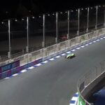 フォーミュラE、イギリスの女インフルエンサーを集めて試乗体験。速攻でノーブレーキクラッシュし話題