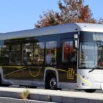 【大阪万博に乗じた使い物にならない中国製EVバス、公式には約250台導入だった筈が、実際には300台以上を購入】1台約3,850万円（税抜）だとすると、１２６億円が中国に！！