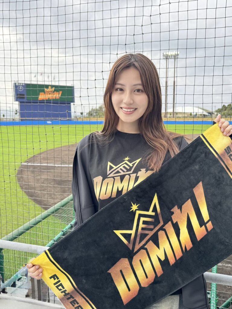 人気グラドル「おっ〇いガン見するな、偶然を装っておっ〇い触るな」←大炎上