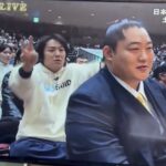 ゲーム実況者・狩野英孝さん、相撲観戦でTVに映り込むも激しくうざいと話題
