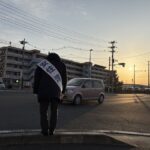 【画像】安住淳さん、軽自動車にもお辞儀したのに負ける😭