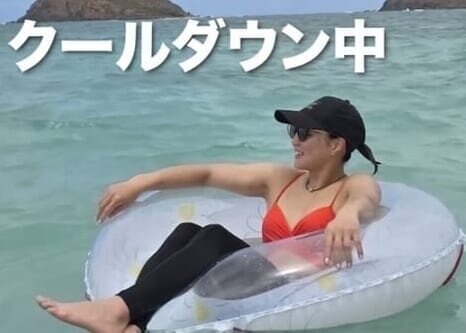 【柔道】角田夏実、ビーチで腹筋バキバキ！本気筋トレにサイズ変化も