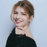 【芸能】マギーがInstagram更新 ビキニ姿に「神スタイル」など反響相次ぐ