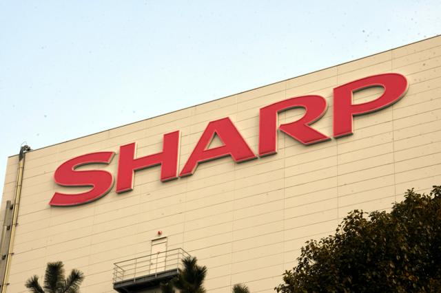 【大阪】シャープ元部長を背任容疑で逮捕　不要なiPad発注、売却し換金か