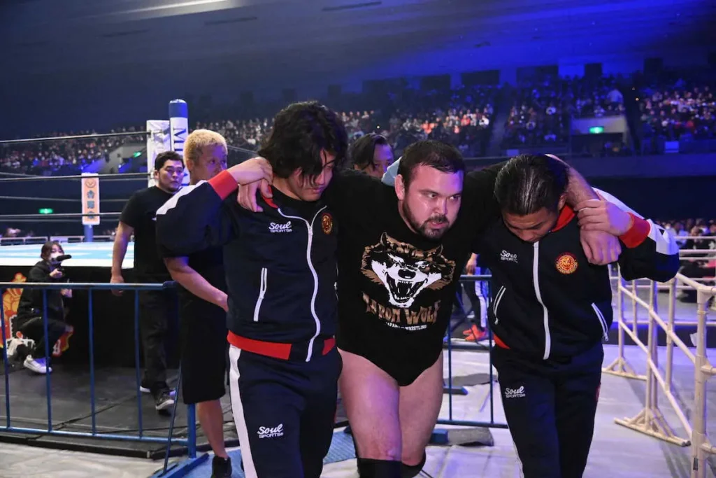 【プロレス】ウルフアロンがシングル初黒星　NEVER無差別級王座防衛失敗…128秒でラフ殺法に屈する
