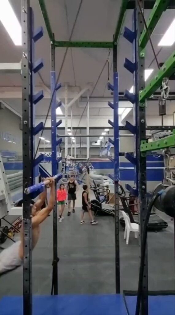 【すげー】イスラエルのSASUKEガチ勢さん、フィジカルが限界突破する