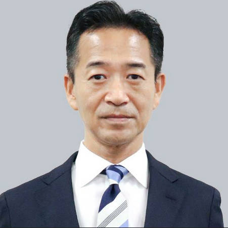 【中道改革連合・岡本三成共同政調会長】「私たちは右に行こうとは思っていない。左にも興味がない。前だ」