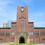 大学院を卒業して研究職に就いても非正規雇用が多く正規雇用でも月給安いらしいな