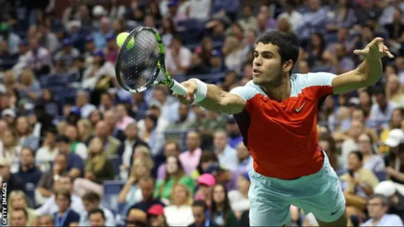 【全豪テニス】アルカラス史上最年少で生涯グランドスラム達成　ジョコビッチは男女を通じ歴代単独最多25度目の四大大会制覇ならず