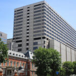 陰部を露出した警察捜査協力者、何故か許されてしまうー東京地裁